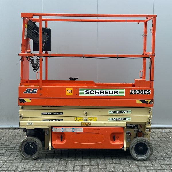 JLG 1930ES JLG 1930 ES Schaarhoogwerker accu 7.8 meter