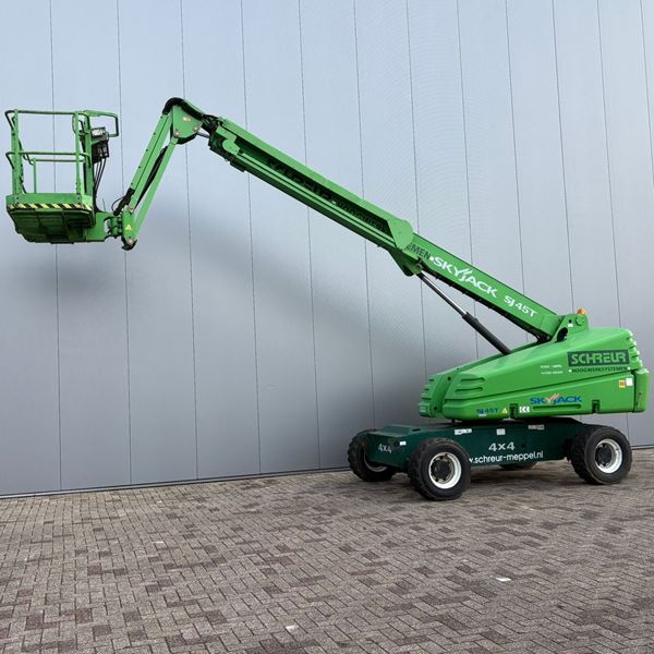 SkyJack SJ45 telescoop hoogwerker diesel
